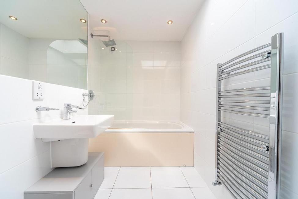 Lovely Penthouse Near Canary Wharf Londres Exterior foto